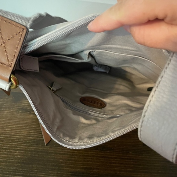 Fossil Morgan Leather Crossbody Bag - Picture 9 of 15